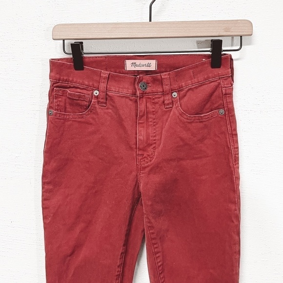 Madewell 9" High-Rise Skinny Jeans: Garment-Dyed Edition - Picture 4 of 5